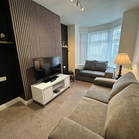 Vila 2Br Stylish Ormeau Road House Belfast Exteriér fotografie